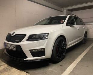 Skoda Skoda Octavia 2.0 TSI RS Combi RS Gebrauchtwagen