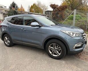 Hyundai Hyundai Santa Fe Family 2WD*7-SiTZER*KAMERA*DAB Gebrauchtwagen