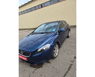 Volvo Volvo V40 T2 - Gebrauchtwagen