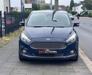 Ford Ford S-Max S-MAX Titanium Automatik Navi AHK Eur ( Gebrauchtwagen