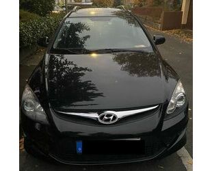 Hyundai Hyundai i30 CW 1.6 Classic Classic Gebrauchtwagen