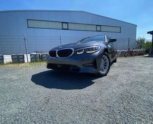 BMW BMW 320i Touring Steptronic 