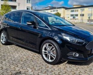 Ford Ford S-MAX Titanium 2.0, Garagenwagen mit AHK Gebrauchtwagen