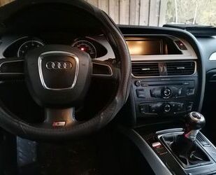 Audi Audi A4 2.0 TFSI AVANT SLINE 179PS Gebrauchtwagen