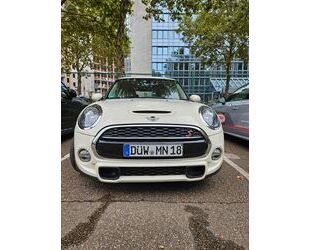 Mini MINI COOPER S 2.0L 192 PS in Pepper White Gebrauchtwagen