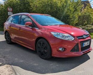 Ford Ford Focus 2,0TDCi Titanium Individual AHK,Sync Gebrauchtwagen