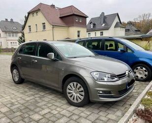 VW Volkswagen Golf VII Lim. mit Standheizung Gebrauchtwagen