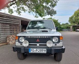 Mitsubishi Mitsubishi Pajero L040 2.5 Turbodiesel Gebrauchtwagen