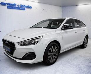 Hyundai Hyundai i30 Kombi 1.4 T-GDI DCT YES! NAVI DAB RFK Gebrauchtwagen