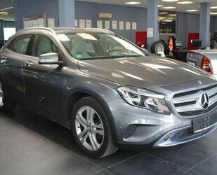 Mercedes-Benz Mercedes-Benz GLA 200 Urban - Panorama - Navi - Ka Gebrauchtwagen