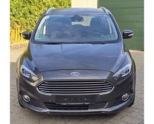 Ford Ford S-Max 2,0TDCi Bi-Turbo 154kW Titanium PShift. Gebrauchtwagen