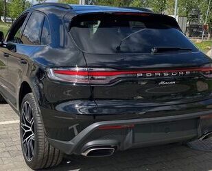 Porsche Porsche Macan Leder Schwarz/Bordeaux Red 21 RS Spy Gebrauchtwagen