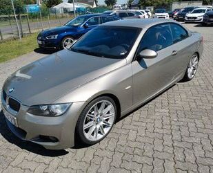 BMW BMW 330 Baureihe 3 Cabrio 330i M-Paket Gebrauchtwagen