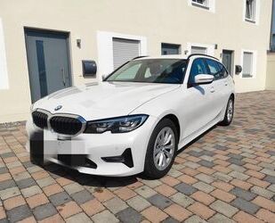 BMW BMW 318 Touring. Navi/LED/PDC/Alu 17