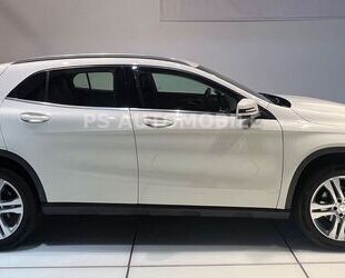 Mercedes-Benz Mercedes-Benz GLA 180 Urban/NAVI/RFK/BI-XE/KLIMAAU Gebrauchtwagen