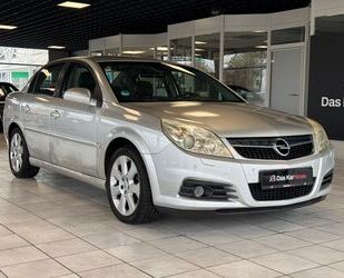 Opel Opel Vectra C 2.2 Lim. Cosmo AHK PDC MFL Sitzheizu Gebrauchtwagen