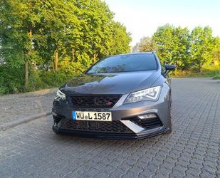 Seat Seat Leon 2.0 TSI St&S ST CUPRA 300 DSG 4Drive CU. Gebrauchtwagen