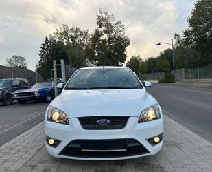 Ford Ford Focus Lim. ST RECARO Gebrauchtwagen