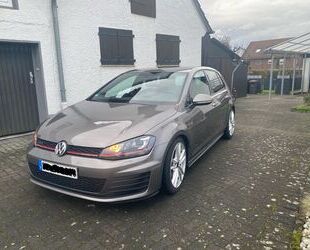 VW Volkswagen Golf GTI DSG AHK *Scheckheft gepflegt* Gebrauchtwagen