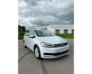 VW Volkswagen Touran Comfortline 1.6 Massage DSG LED Gebrauchtwagen