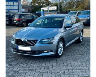 Skoda Skoda Superb Combi Style 2.0 TDI DSG+NAVI+BI-XEN+A Gebrauchtwagen