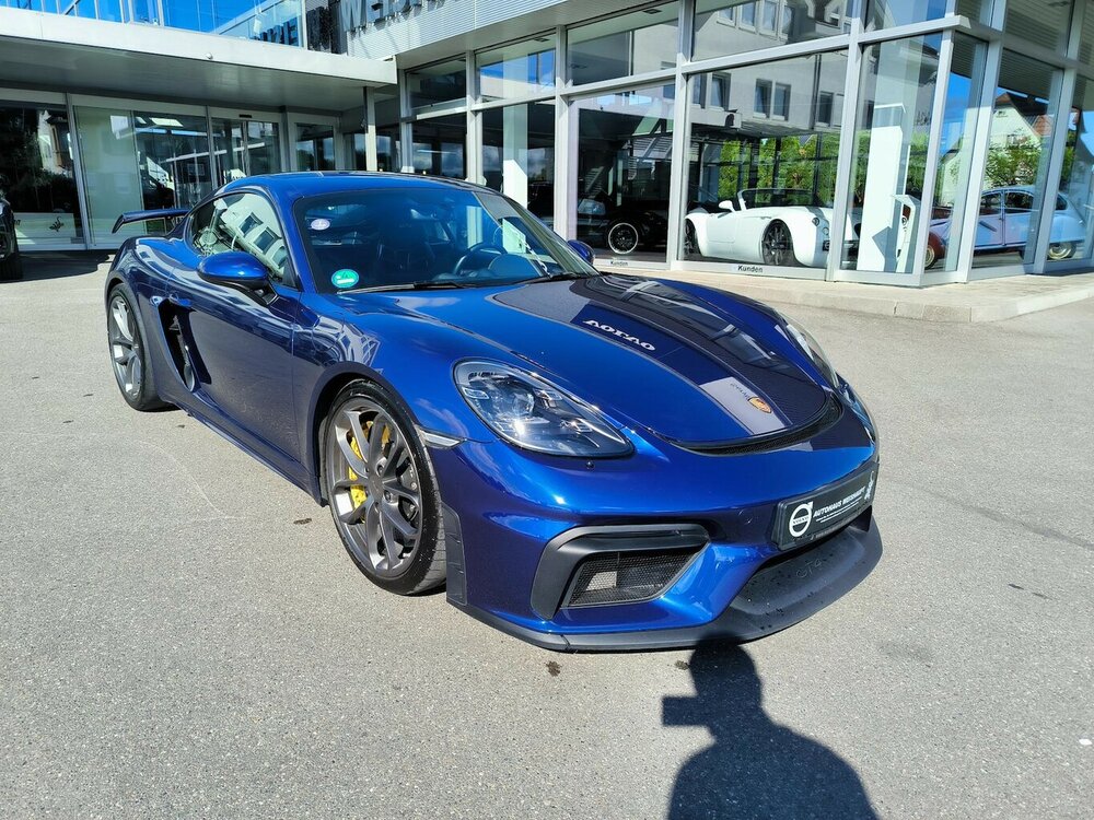 Cayman GT4