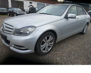 Mercedes-Benz C 180 CGI BlueEfficiencyAutom. PDC Navi 8x Alu Gebrauchtwagen