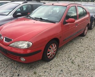 Renault Megane 1.4 16V RT,Tüv 04/25! Gebrauchtwagen