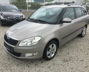 Skoda Fabia Elegance,PDC,Klimaaut.,Temp.,Sitzheiz. Gebrauchtwagen