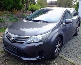 Toyota Avensis Combi Gebrauchtwagen